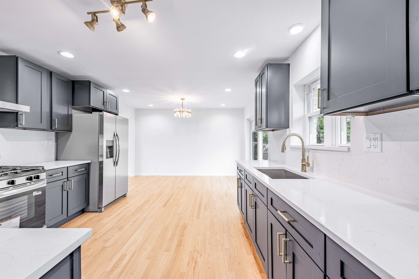 960 E 167th Street