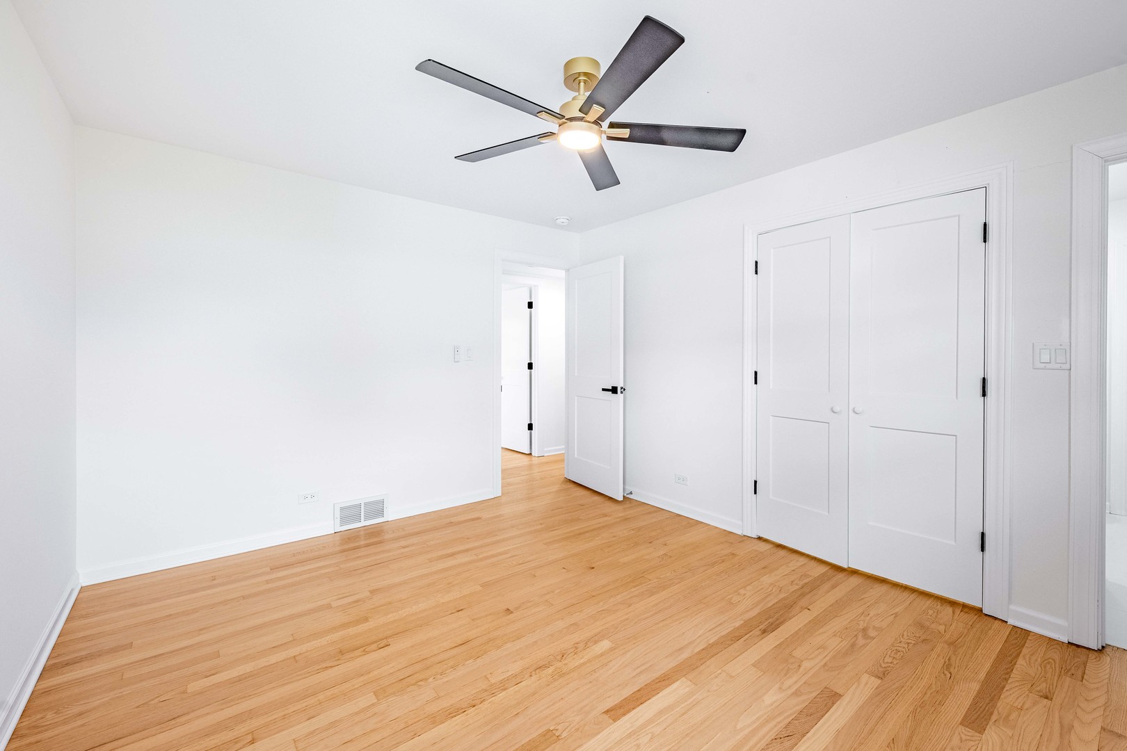 960 E 167th Street