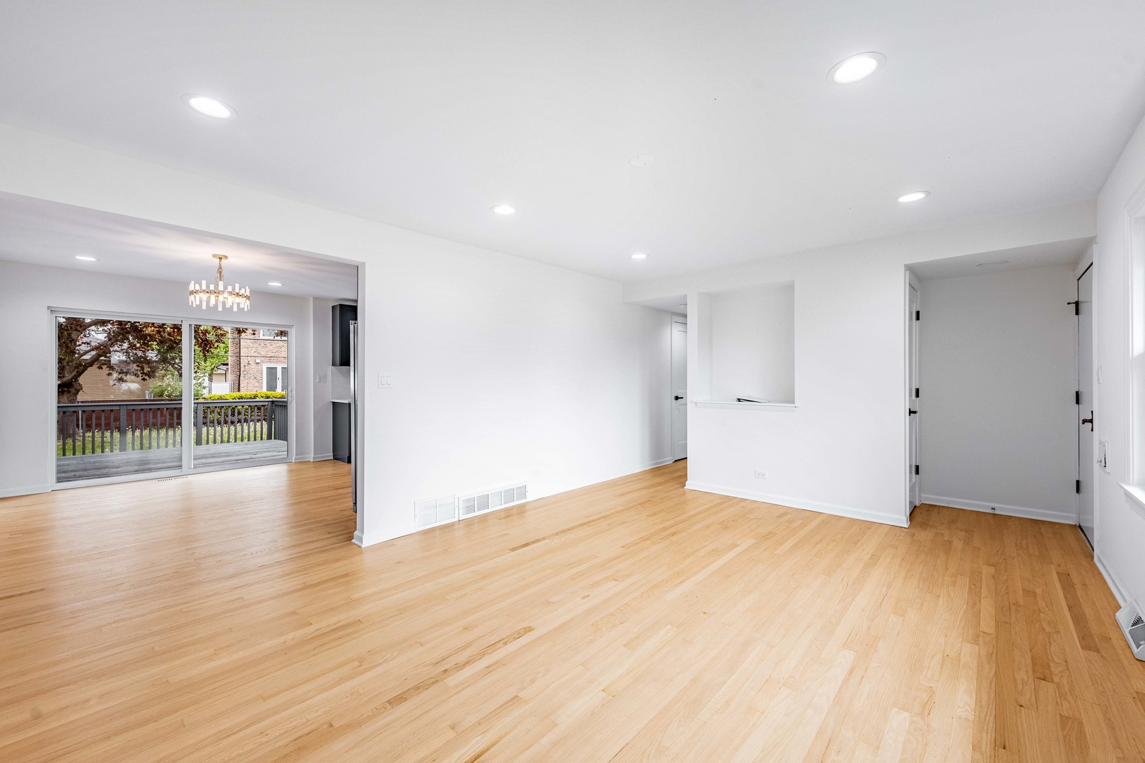 960 E 167th Street