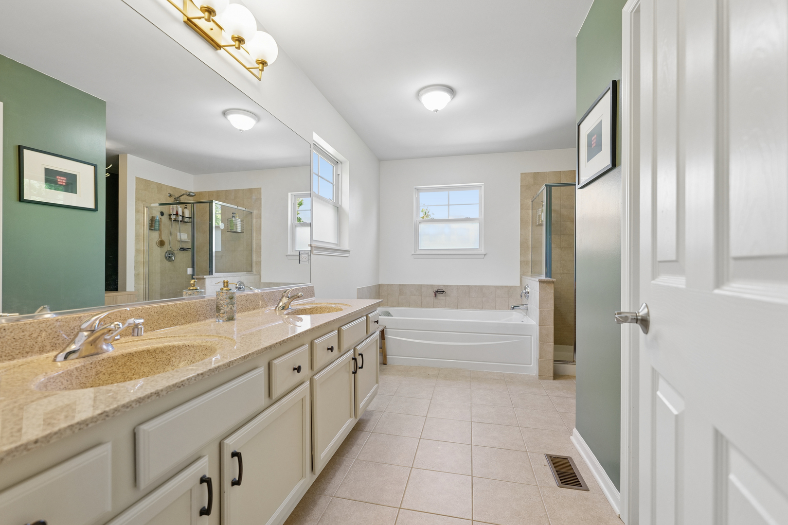280 Hickory Lane
