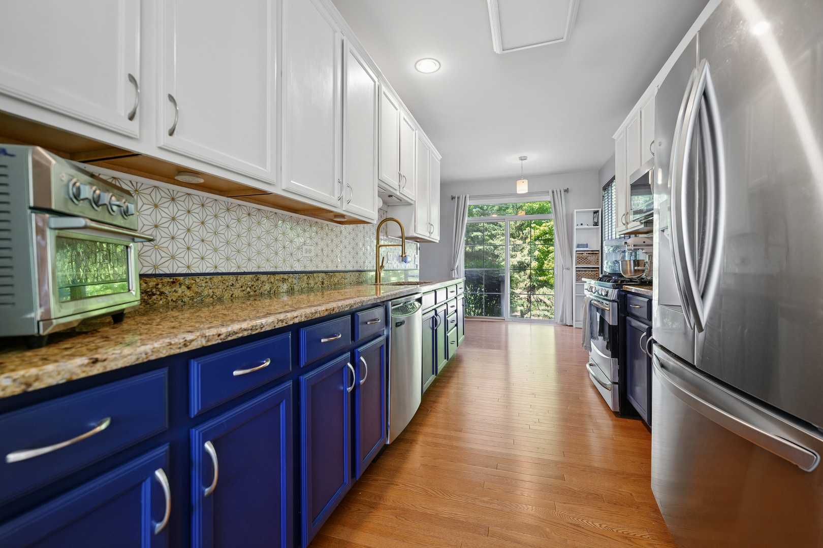 280 Hickory Lane