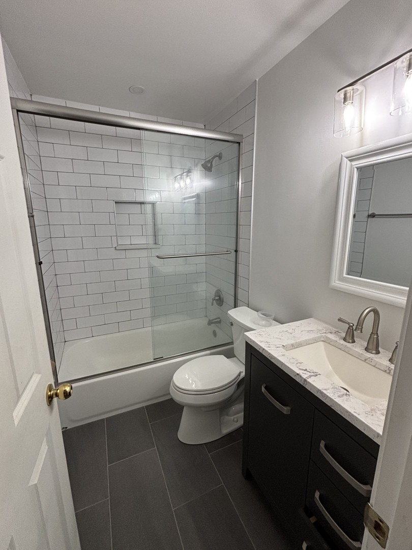 1544 Williamsburg Drive Unit: B2