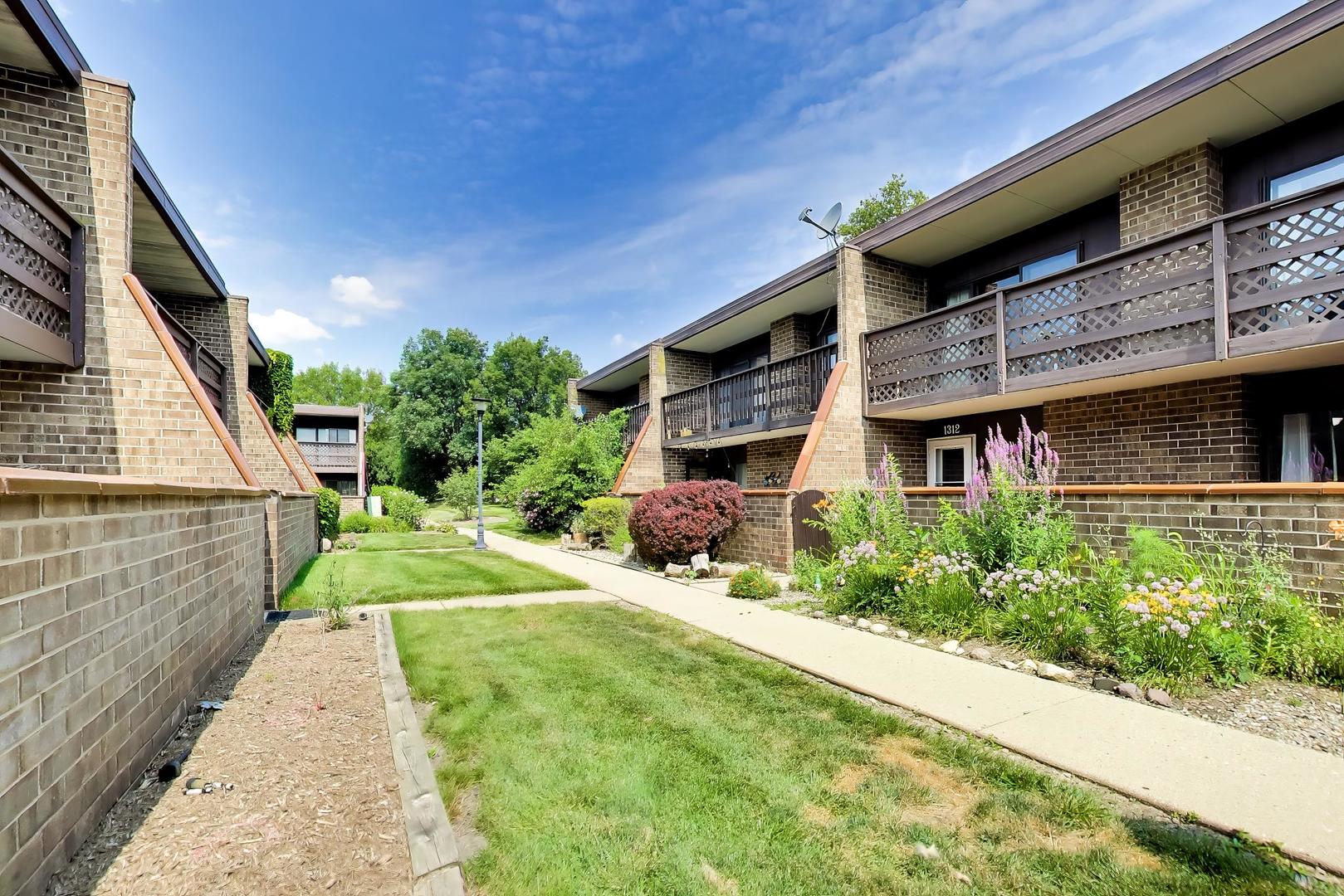 1312 Kenneth Circle