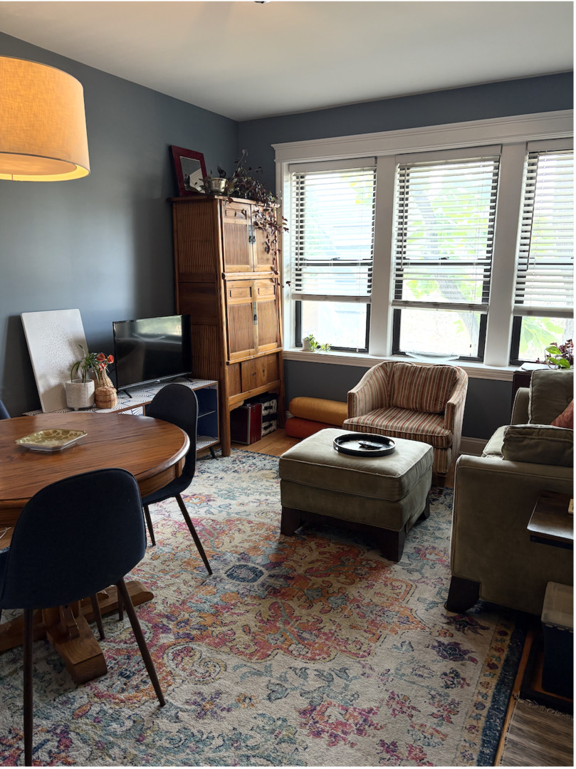 2719 W Wellington Avenue Unit: 2