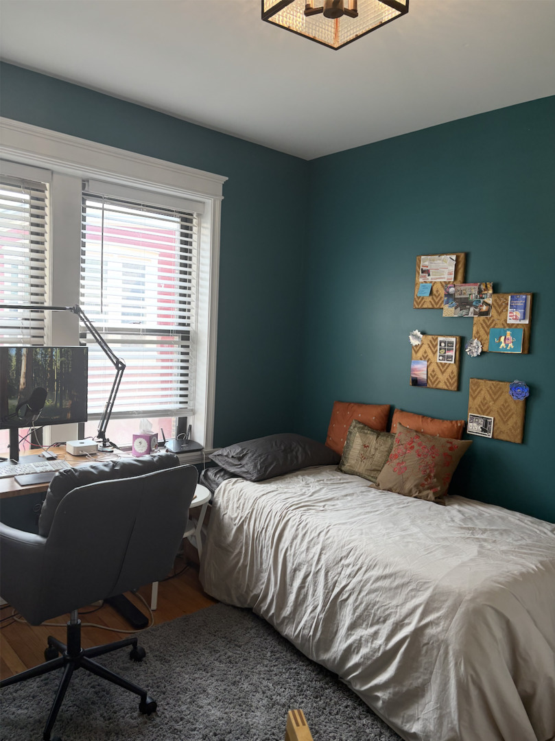 2719 W Wellington Avenue Unit: 2