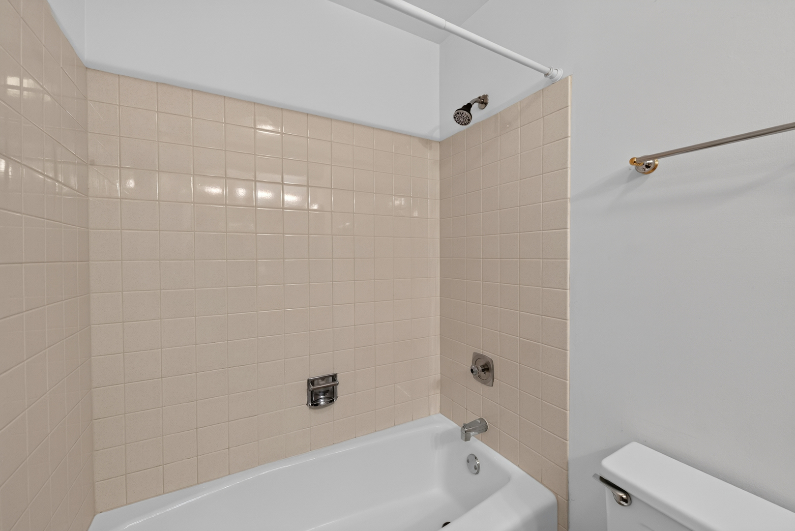50 Lake Boulevard Unit: 635