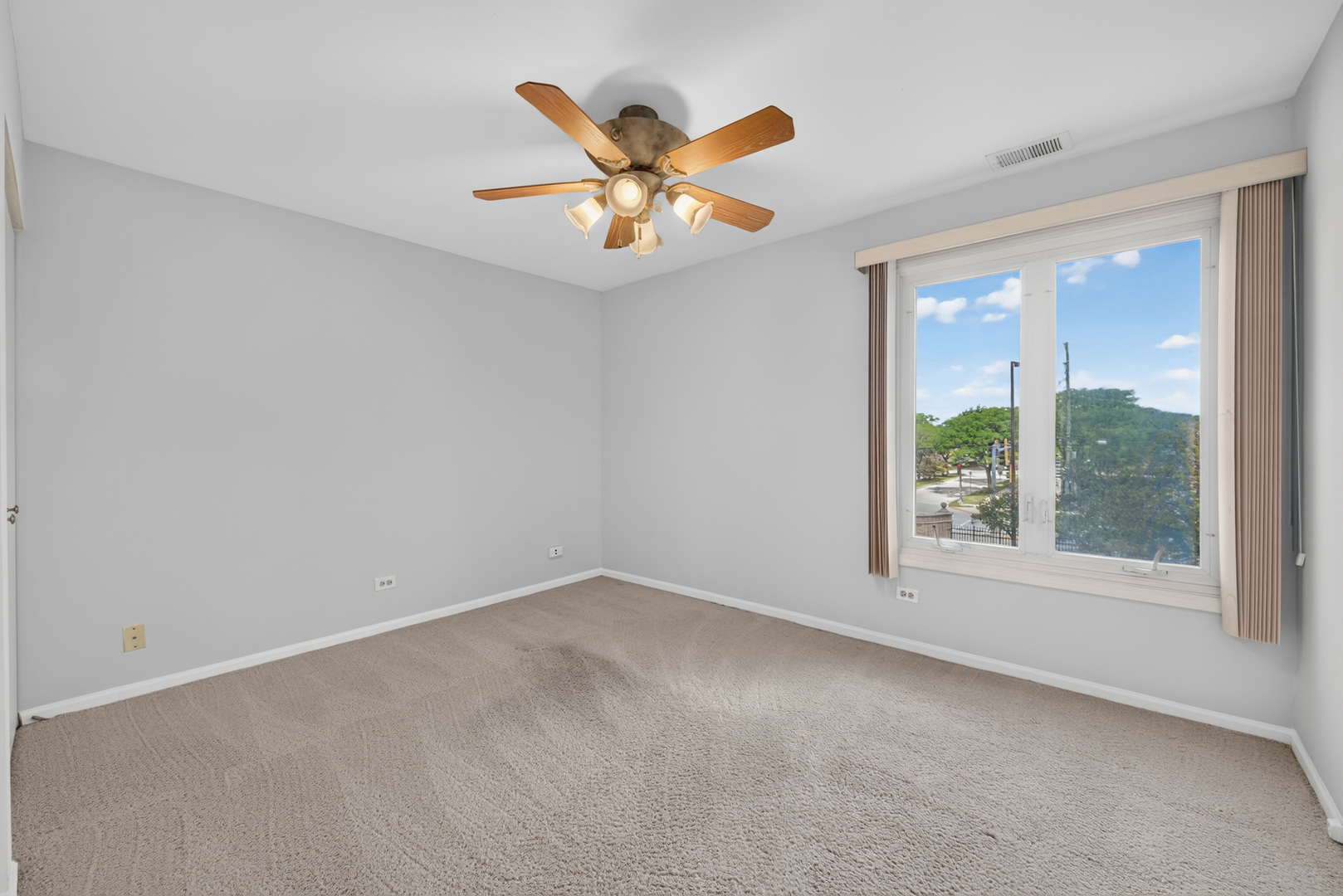 50 Lake Boulevard Unit: 635