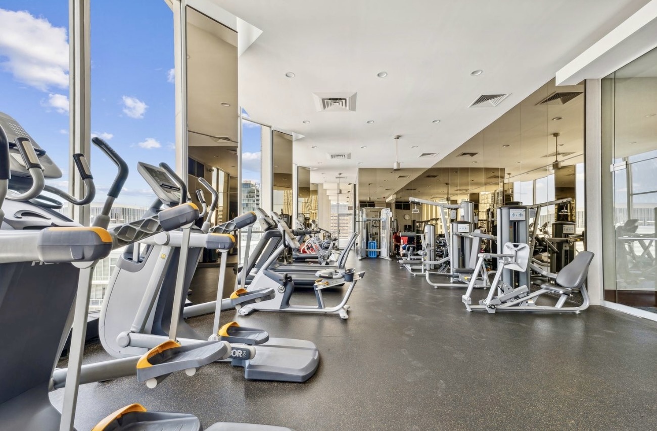 535 N Michigan Avenue Unit: 2609