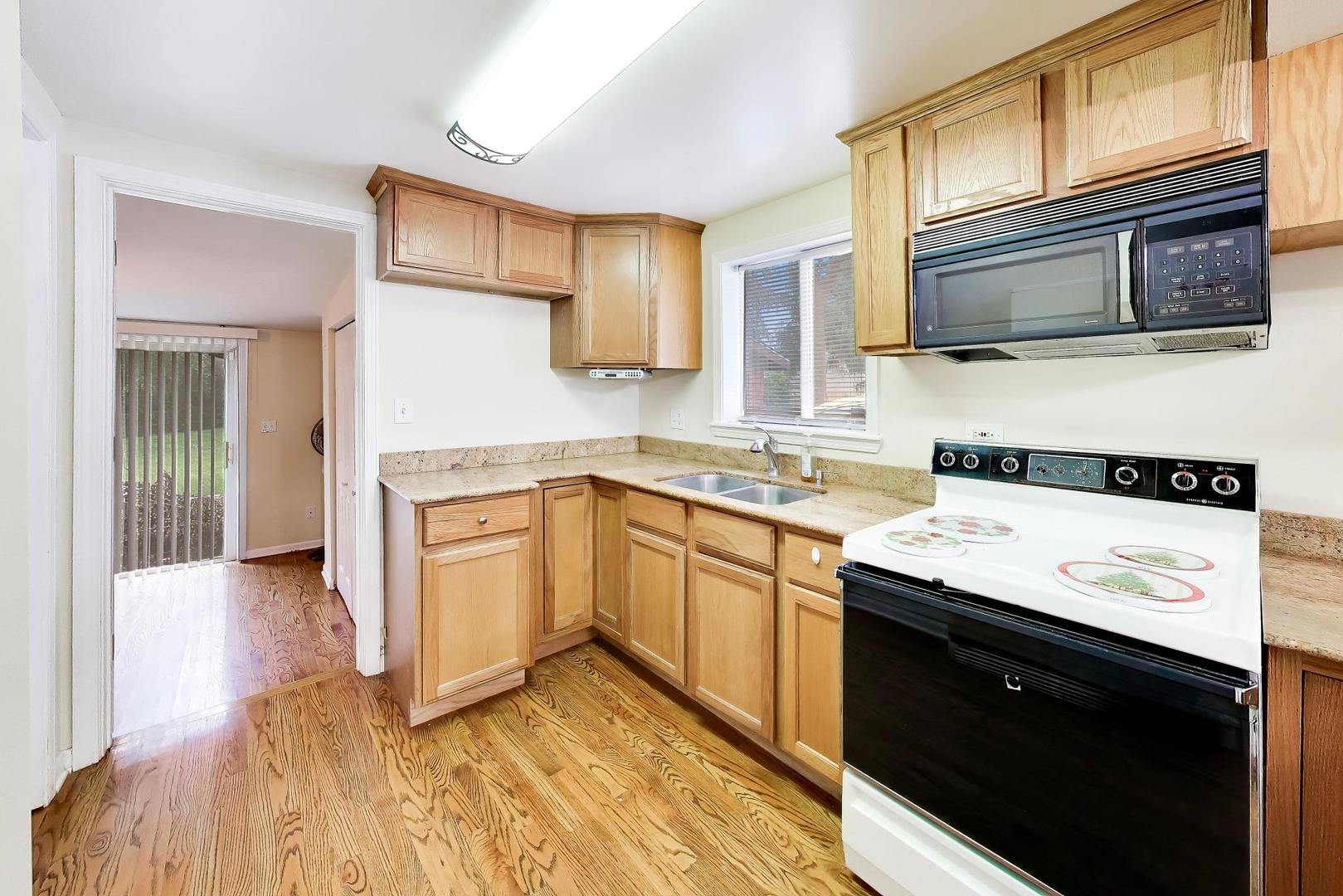 1355 Pleasant Place