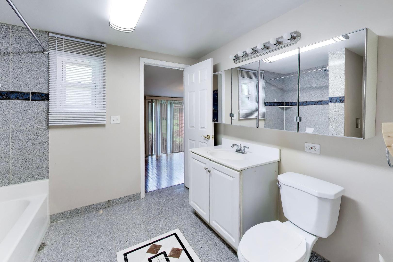 1355 Pleasant Place