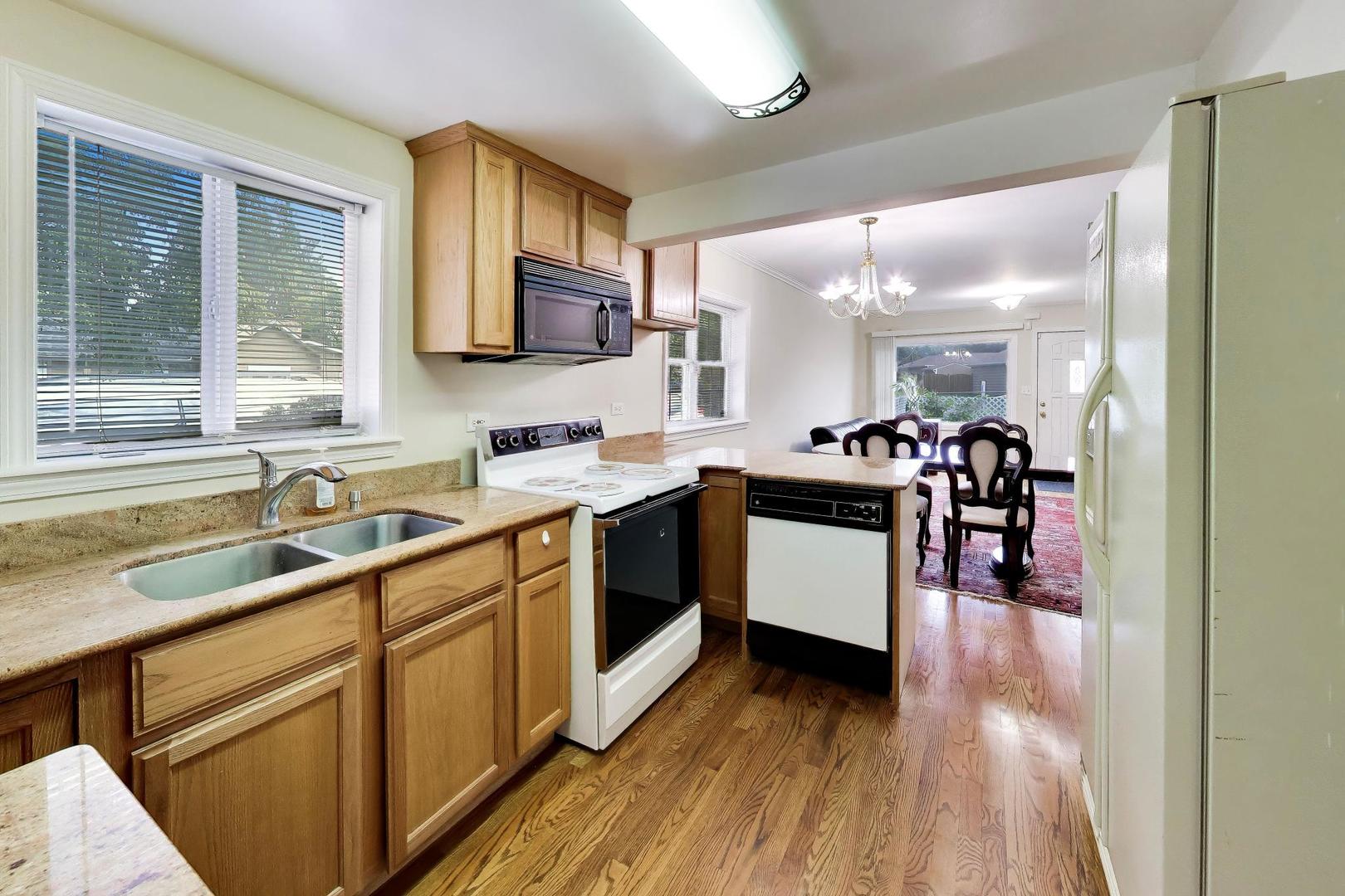 1355 Pleasant Place