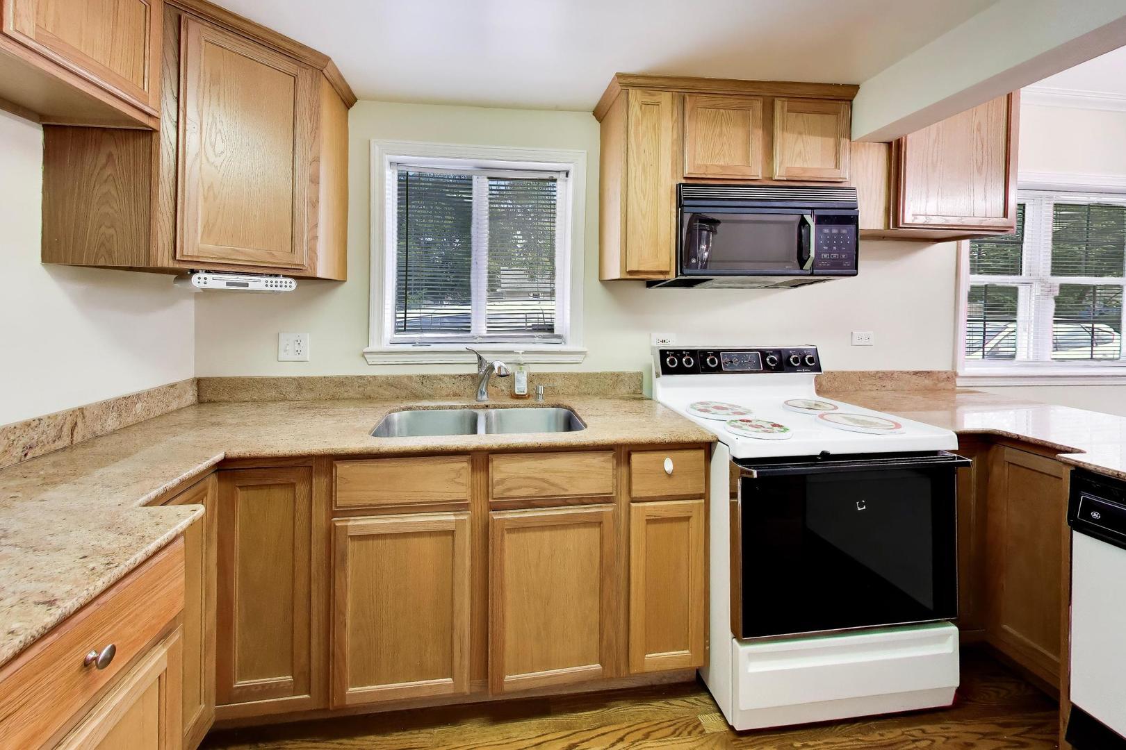 1355 Pleasant Place