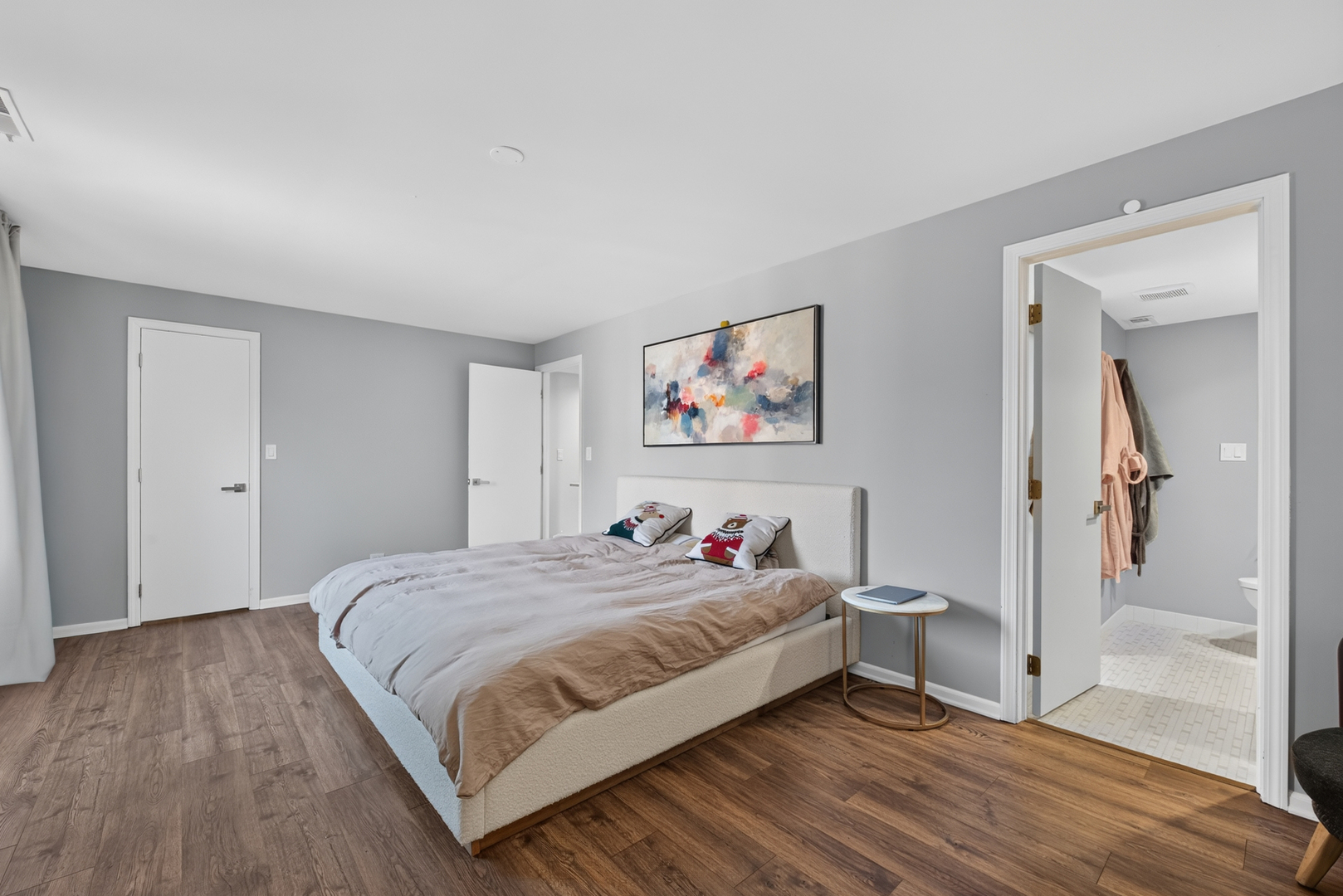 1795 Lake Cook Road Unit: 211