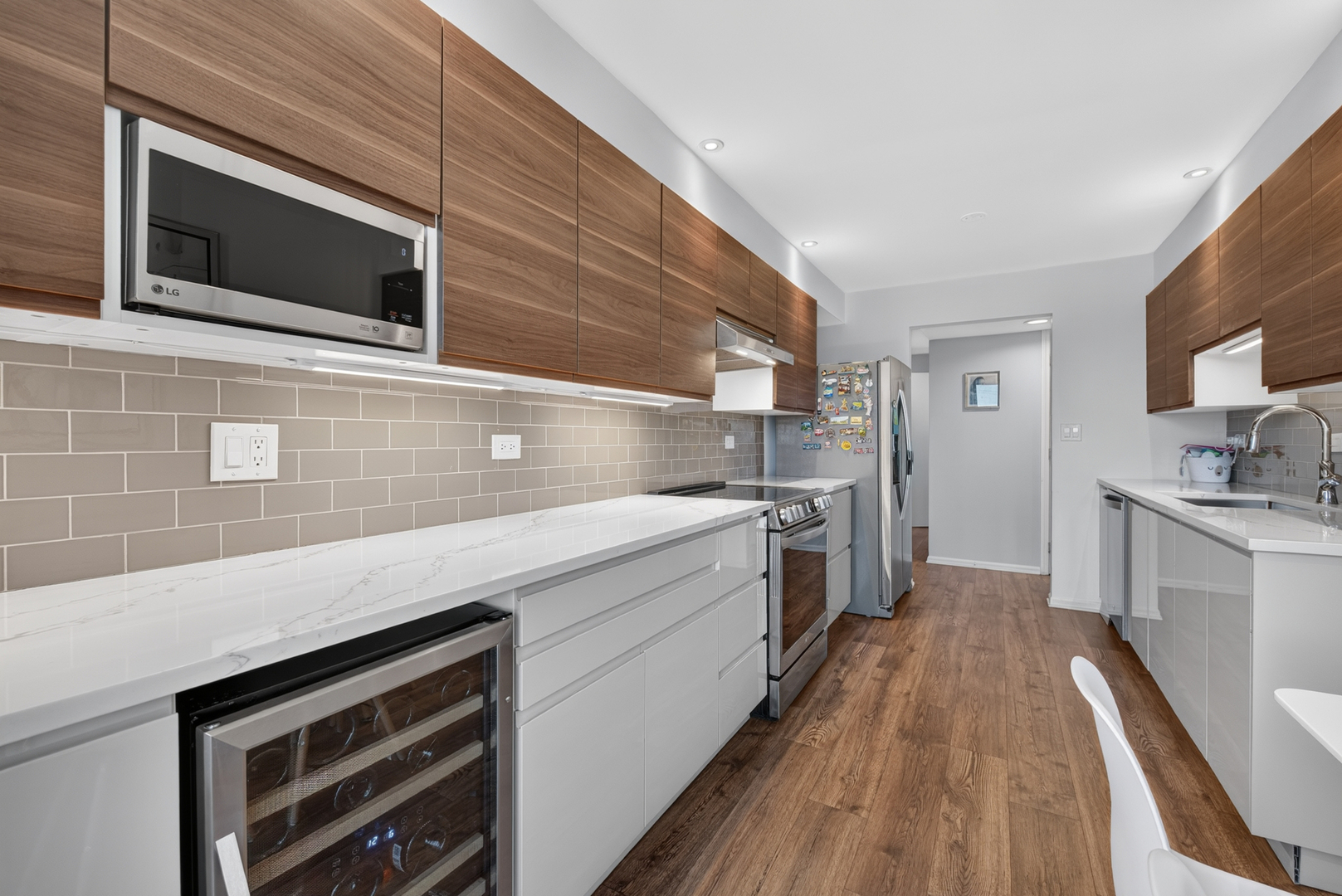 1795 Lake Cook Road Unit: 211