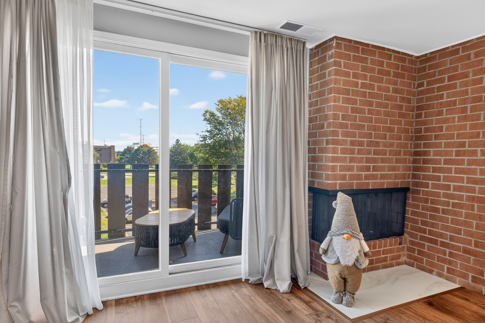 1795 Lake Cook Road Unit: 211