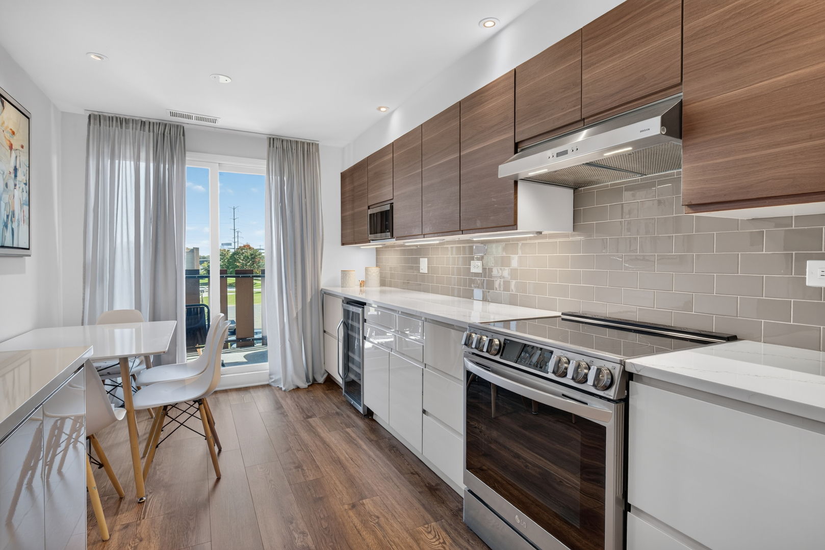 1795 Lake Cook Road Unit: 211