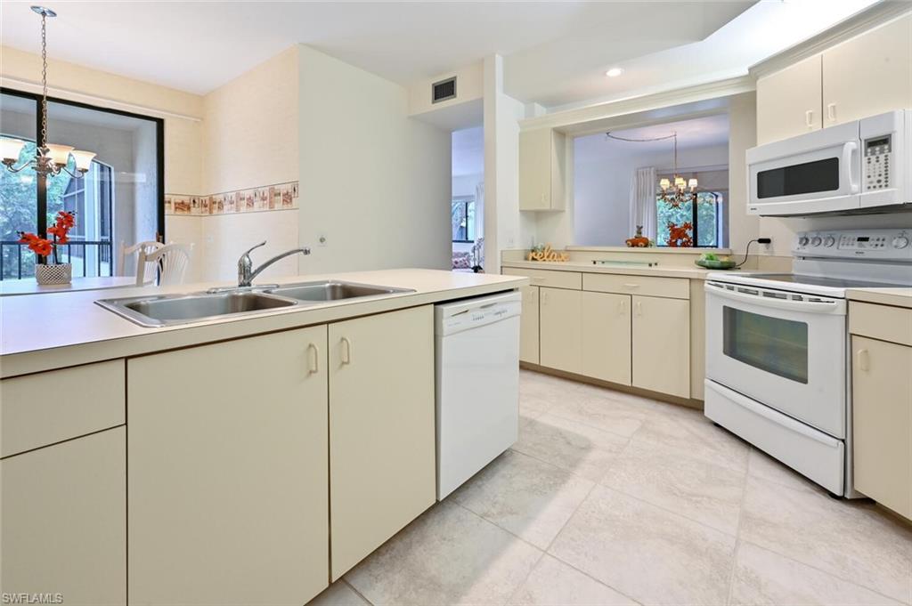 6510 Valen WAY Unit: B-101