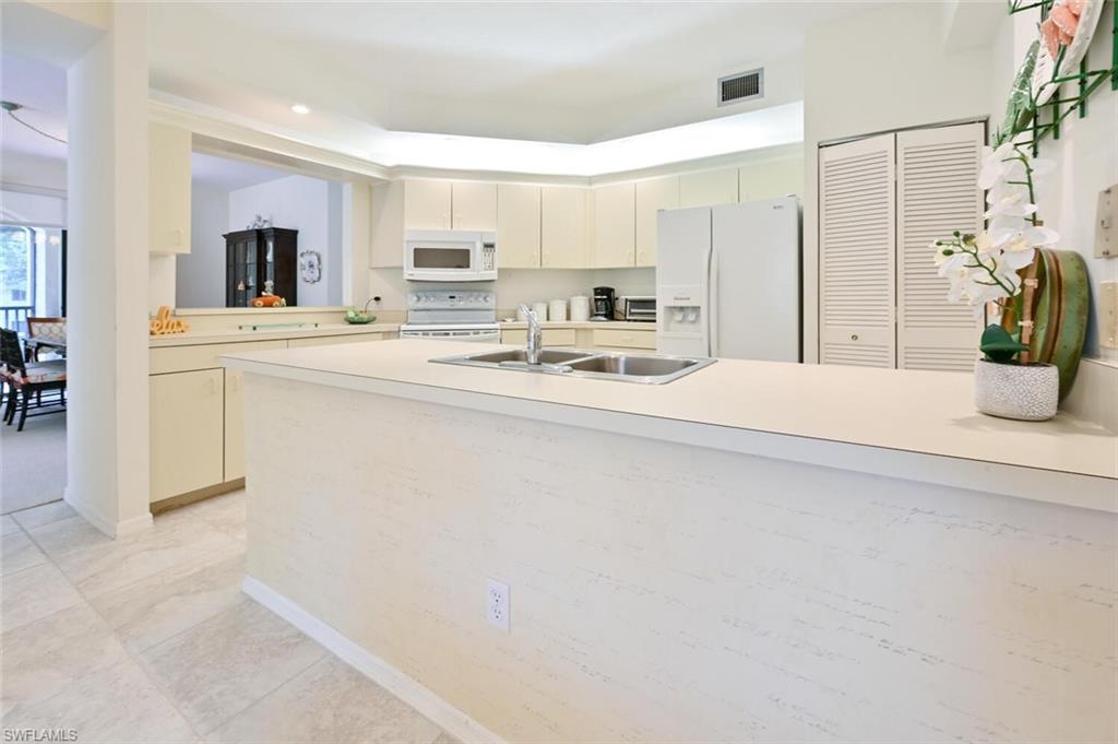 6510 Valen WAY Unit: B-101