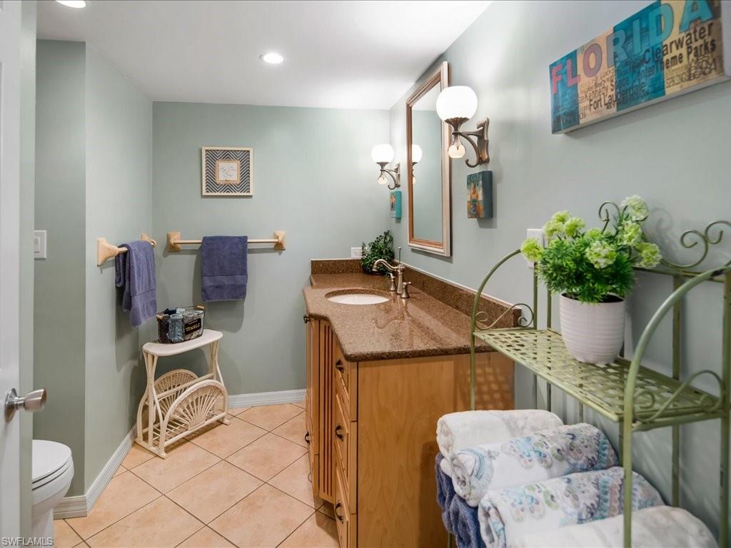 100 Wyndemere WAY Unit: A-201