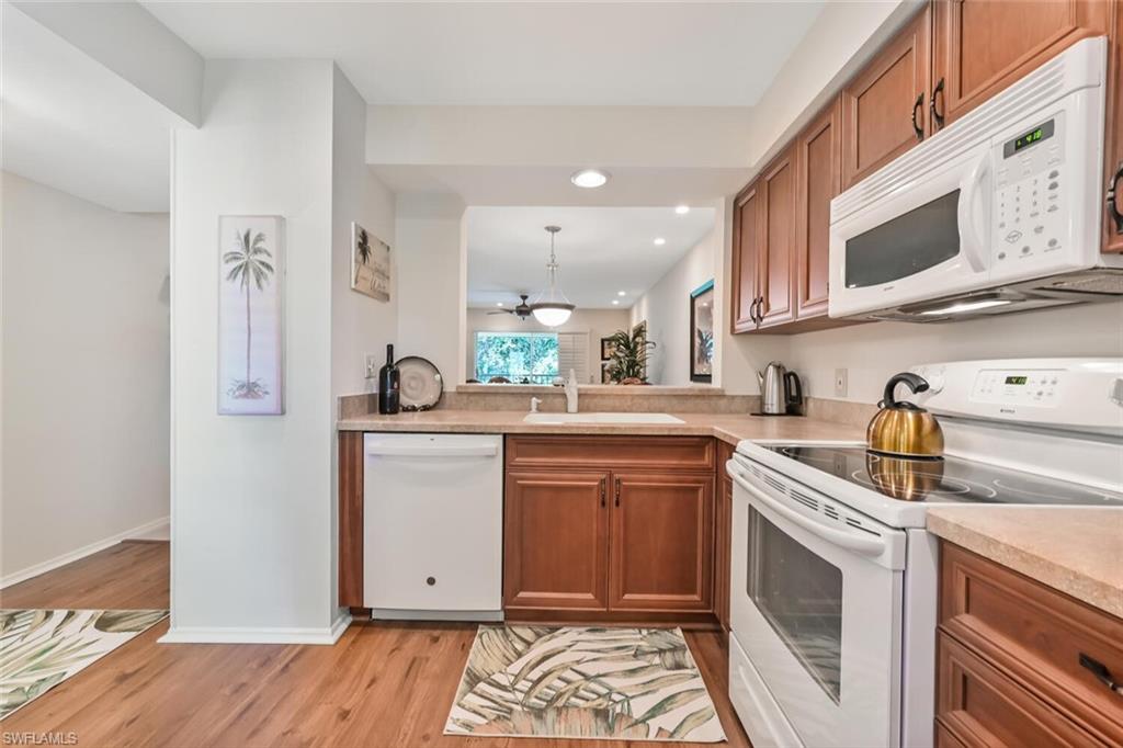 1001 Foxfire LN Unit: 304