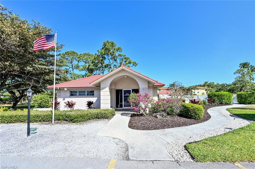 1001 Foxfire LN Unit: 304
