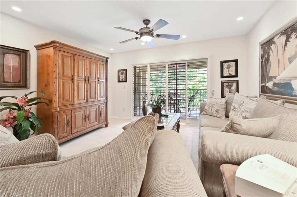 1001 Foxfire LN Unit: 304