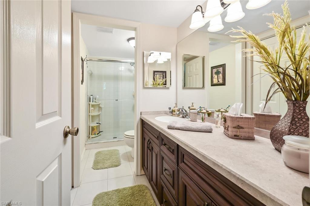 1001 Foxfire LN Unit: 304