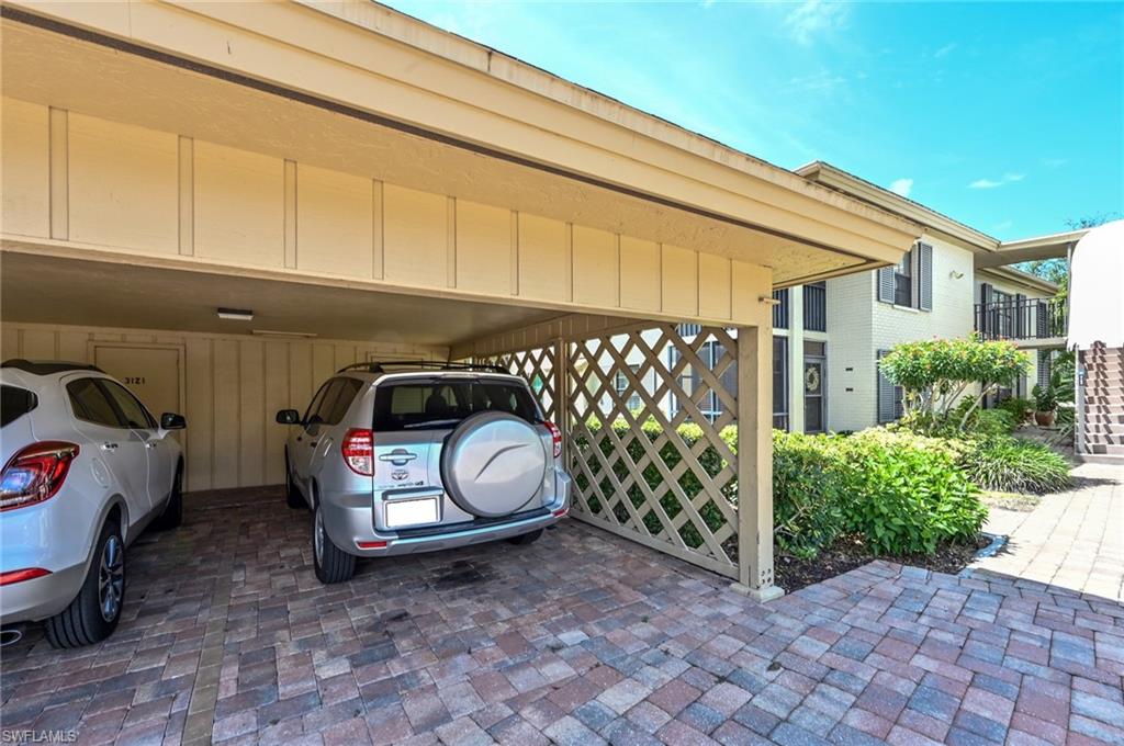 3123 Riviera DR Unit: B-202
