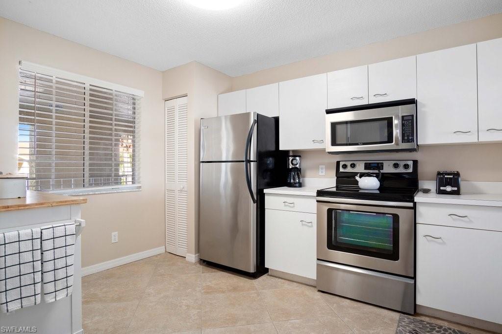 7712 Jewel LN Unit: 204