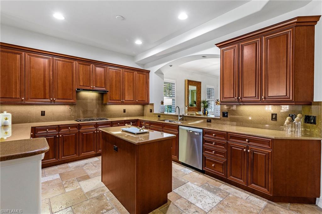 2868 Tiburon BLVD E Unit: 102