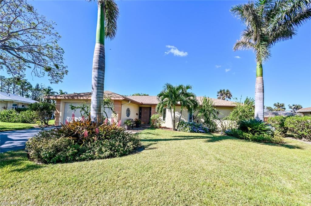 3341 Balboa CIR W