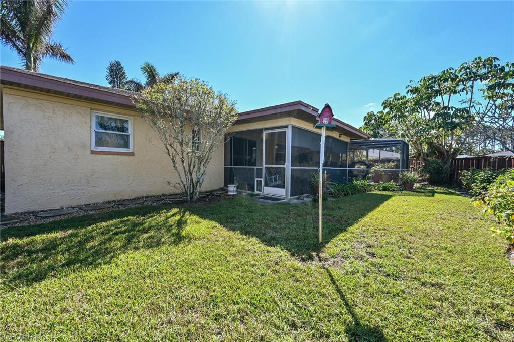 3341 Balboa CIR W