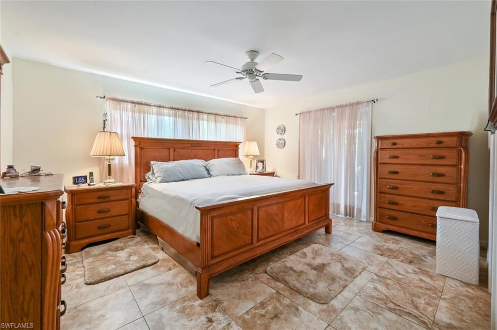 3341 Balboa CIR W