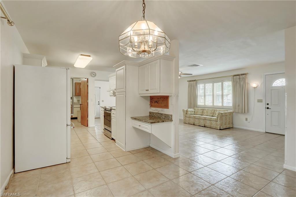 7217 Jasmine RD