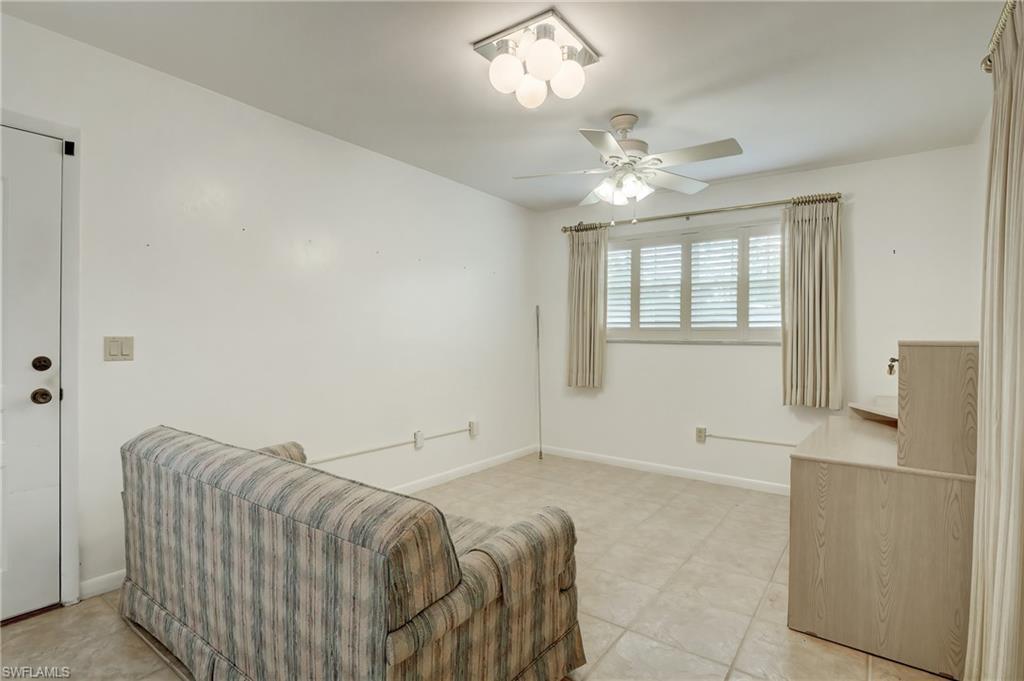 7217 Jasmine RD
