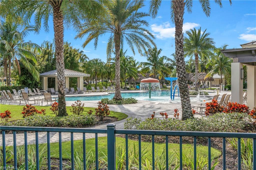 2085 Fairmont LN