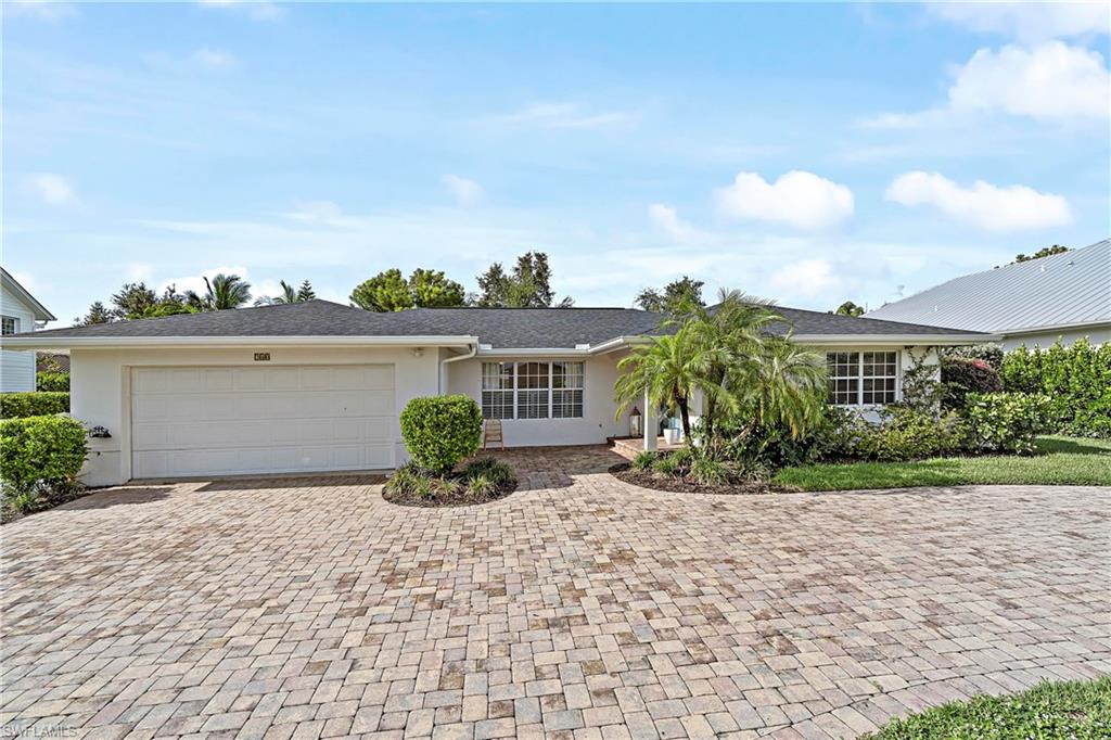740 Orchid DR