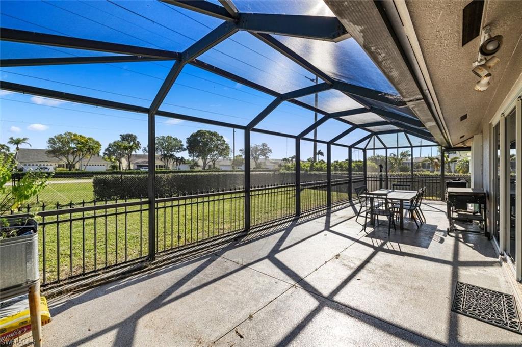 2505 Kings Lake BLVD