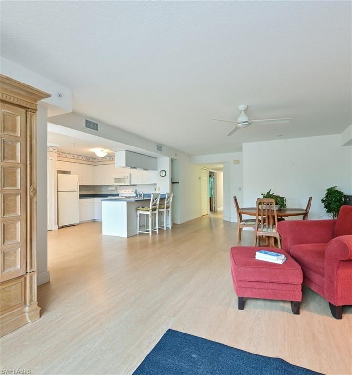 15425 Cedarwood LN Unit: 4-103