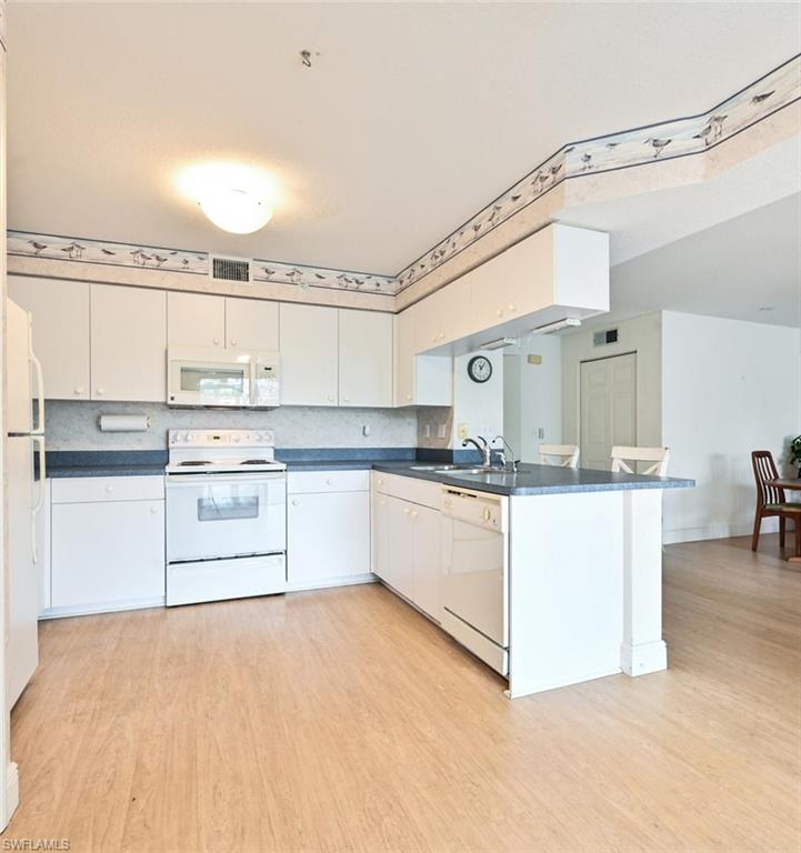 15425 Cedarwood LN Unit: 4-103