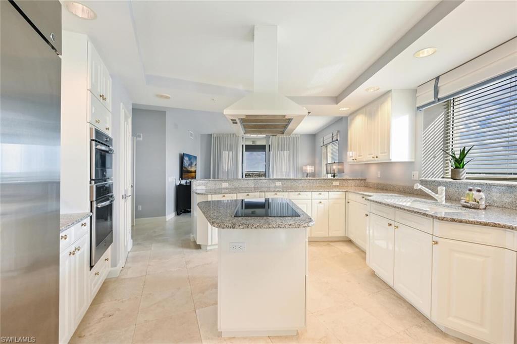 8665 Bay Colony DR Unit: 1401