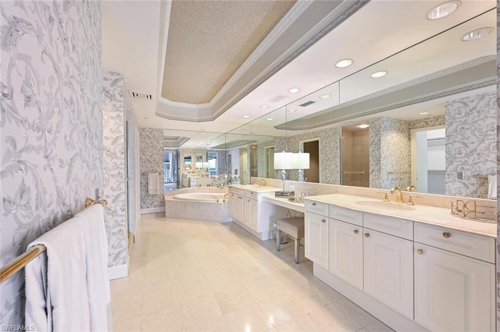 8665 Bay Colony DR Unit: 1401