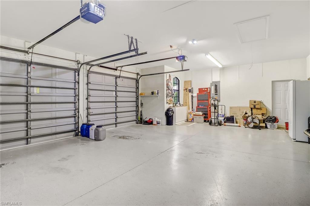 24033 Golden Eagle LN