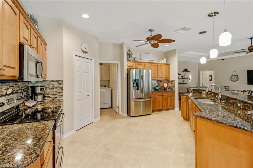 24033 Golden Eagle LN