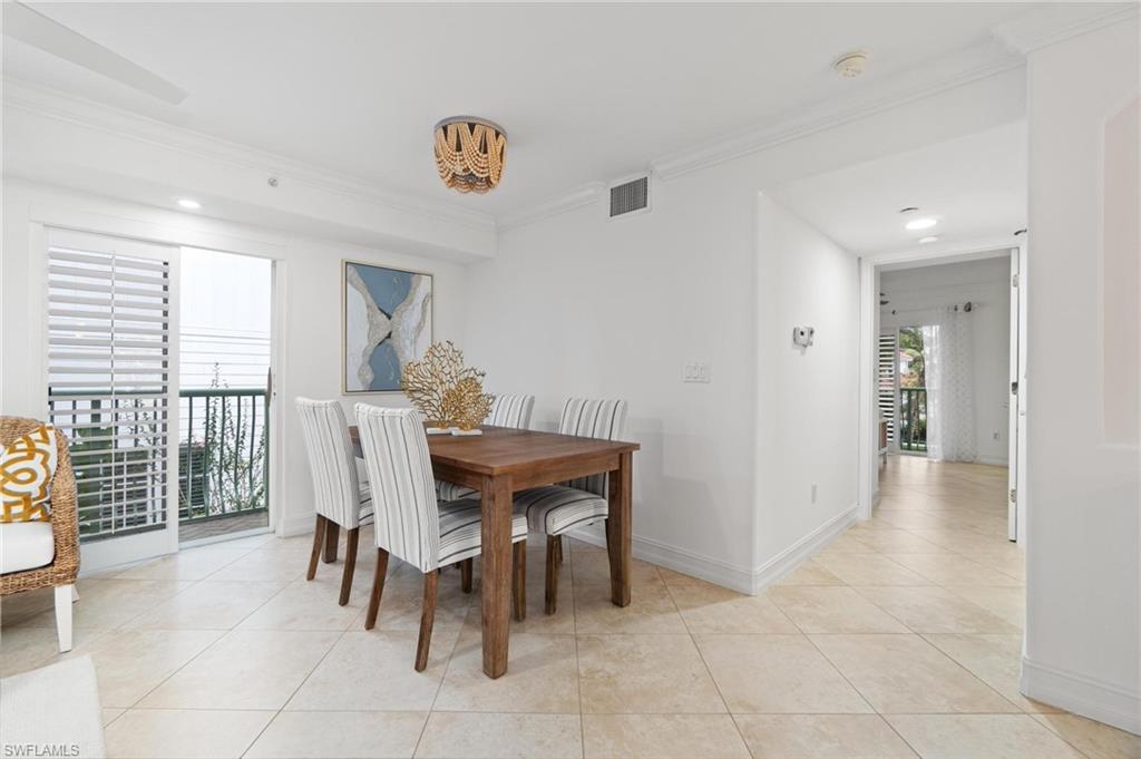 445 3rd AVE S Unit: 200