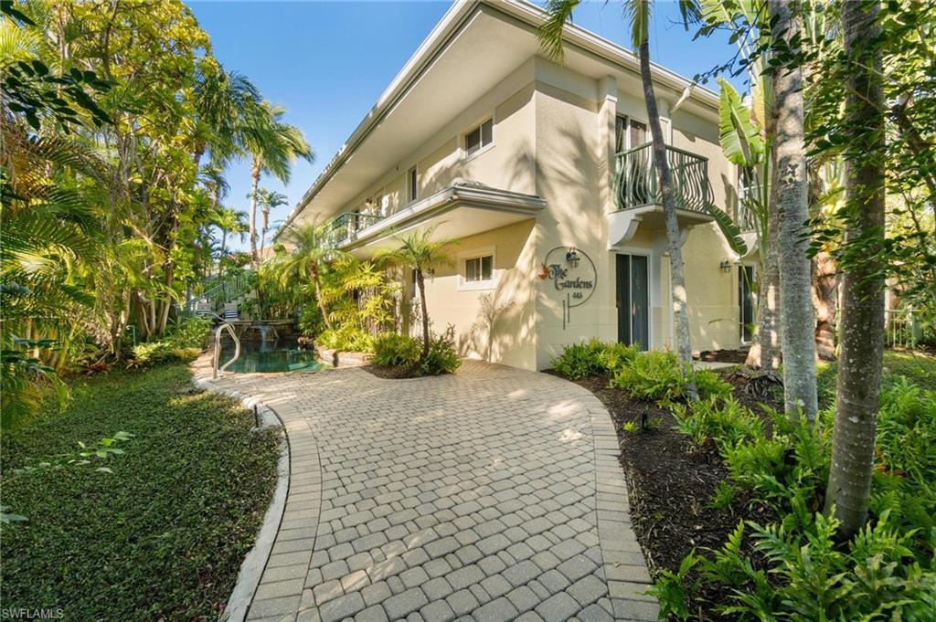 445 3rd AVE S Unit: 200