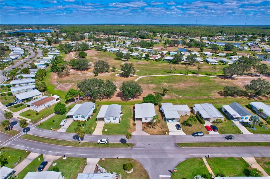 528 Charlemagne BLVD