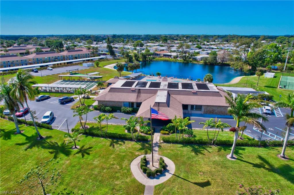 528 Charlemagne BLVD