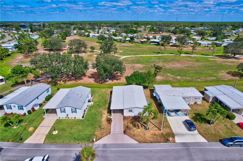 528 Charlemagne BLVD