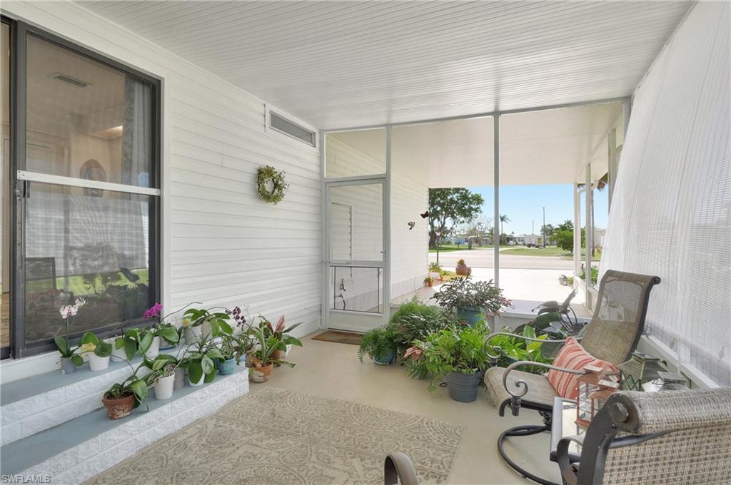 528 Charlemagne BLVD